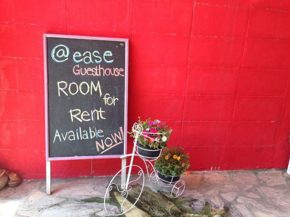 At Ease Guesthouse Pattaya Exteriör bild